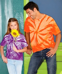 77 Gildan Tie-Dyes Adult One-Color Pinwheel Tee